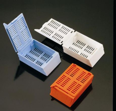 Large embedding cassette