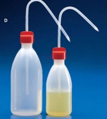 Spricc flaskák különböző formában