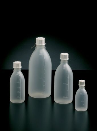 Liquid bottle with screw cap and narrow neck
