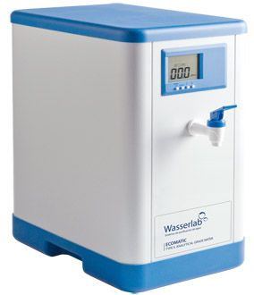 Ecomatic water purifier for the production of Type II water with an overpressure tank