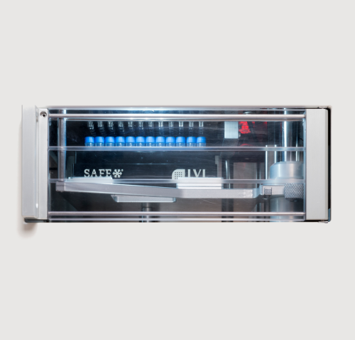 Automatic capper/decapper devices for LVL tube
