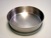 Intermediate 200 mm collection container for simultaneous shaking of several samples