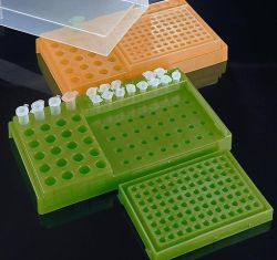 PCR workstations with transparent lid, removable rack, in several colors