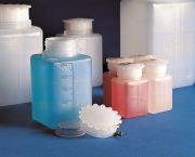Graduated square bottles, wide neck, 25 ml, 57x60x110 mm